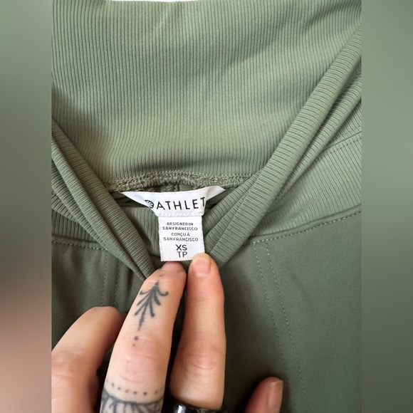 Athleta Brooklyn Joggers Olive Green Lounge Workout Gym Yoga Pilates Casual Hike - Picture 11 of 11